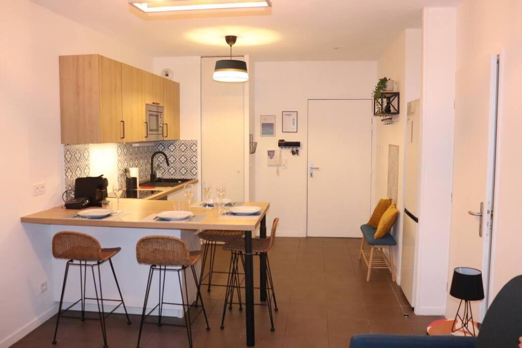 Les Cedres -Tram A 50 Metres, Bordeaux A 5 Minutes, Parking Apartment Cenon Luaran gambar